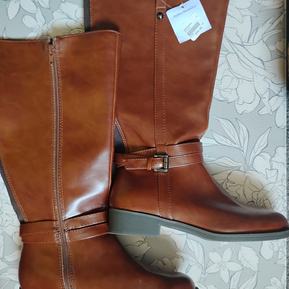 Classic Brown Women's Knee-High Riding Boots - Picture 2 of 5